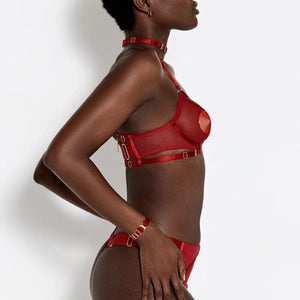Soutien-Gorge Balconnet à Armatures Rouge Brulé en Résille détails en Or Plaqué 24 Carats et Collier en Élastique Plaqué Or 24 Carats