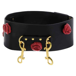 Packshot Ceinture Bondage en Simili cuir et Cuir véritable Détails Fleurs Roses et Finitions Dorées Métal sans nickel