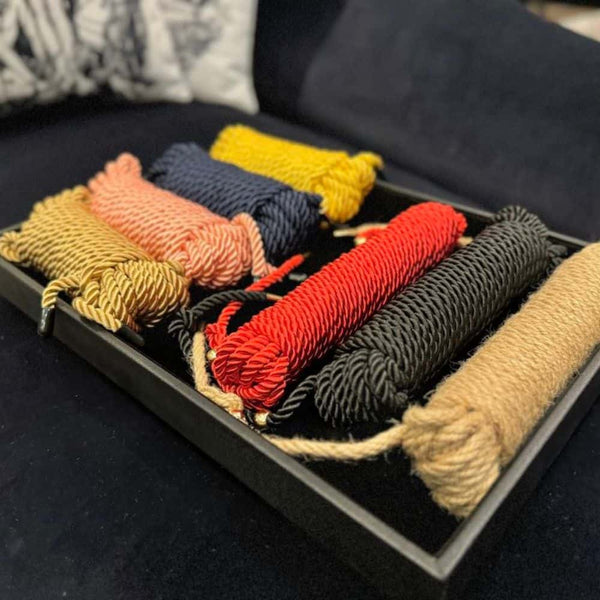 Cordes Shibari en soie triplement torsadée surface brillante en polypropylène