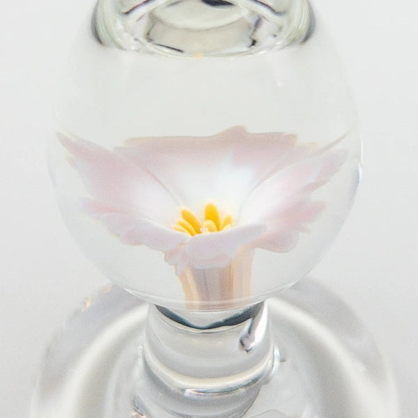 Plug Annal en Verre Borosilicate bulbe compact tige courte et base en forme de cœur orné d’un cristal Détail sur la Fleur à L'intérieur