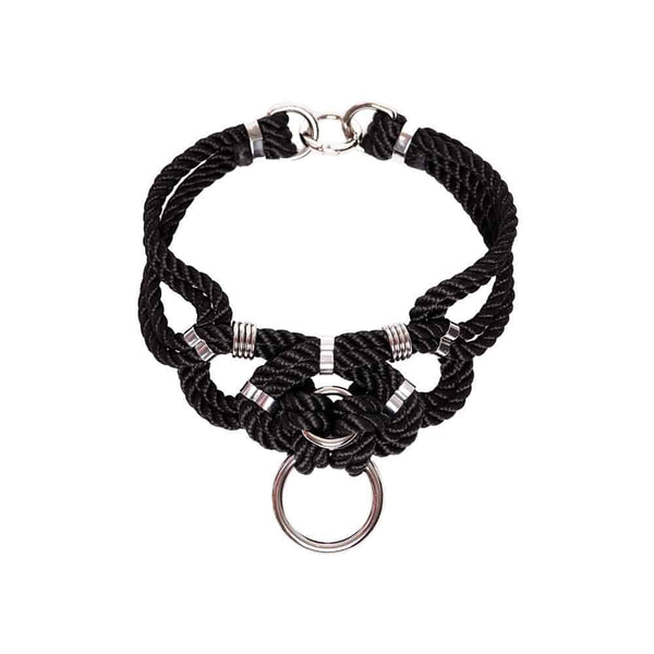 Collier de bondage en cordes noires avec détails en argent