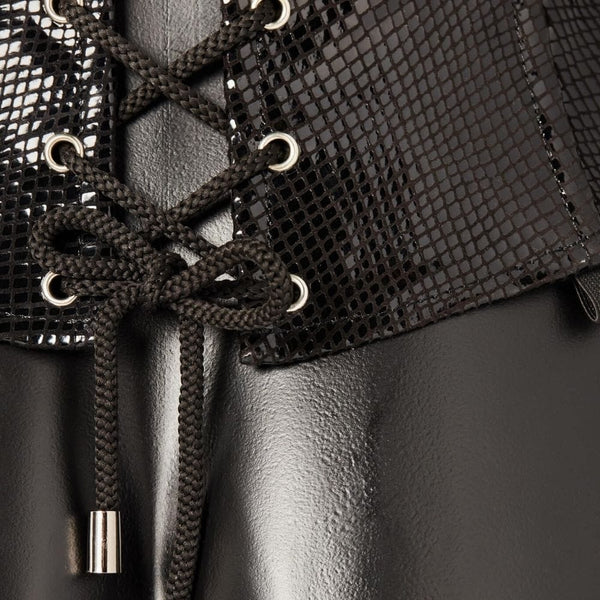Photo Packshot Corset Cuir Vache Embossé Noir Serpens