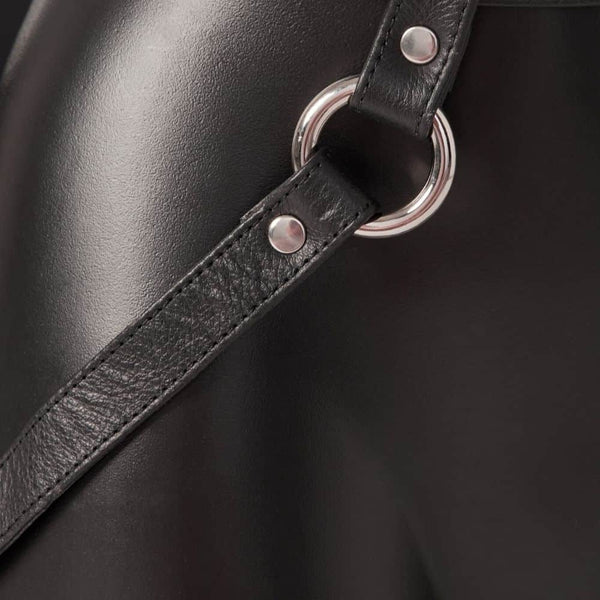 Photo Détail Boucle Packshot Harrnais Cuir de Vachette Noir Sangles Boucles et Anneaux Argentés
