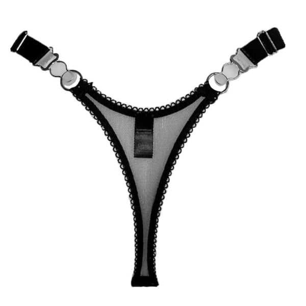 String Dione en tulle croisé avec élastique picot, anneaux argentés, côtés réglables et attaches jarretelles. Design structuré et sensuel.