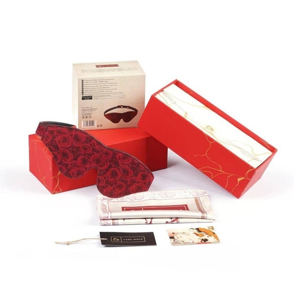 Packshot du contenu de la boîte du Bandeau en Cuir Imprimé de Roses Rouges
