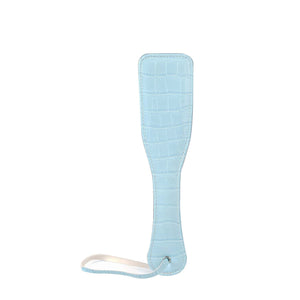 Kit de Bondage Macaron Bleu Menthe LIEBE SEELE, 9 pièces : bandeau, bâillon-boule, collier avec laisse, menottes poignets et chevilles, paddle, flogger, hogtie, mini masseur, similicuir bleu menthe avec finitions argentées.