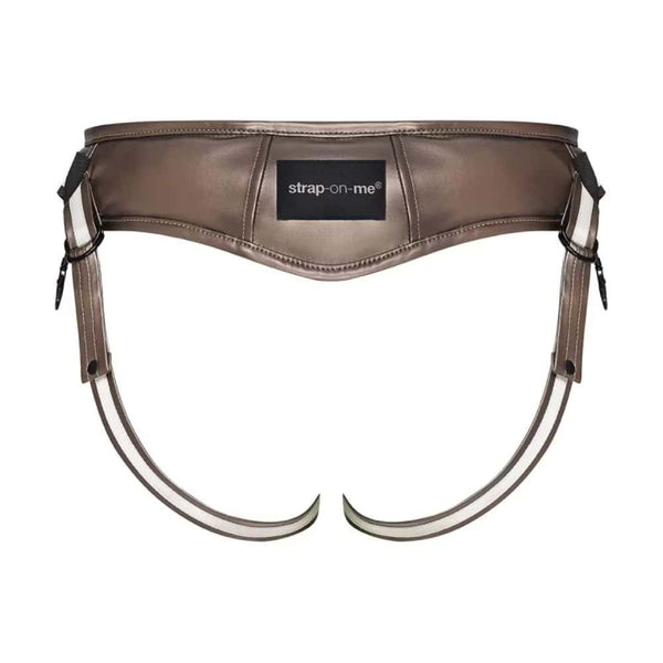 Le Harnais Strap-On-Me Desirous en bronze, avec ses sangles ajustables, offre un ajustement parfait et un confort optimal. Son design élégant et sa couleur cuivre captivante ajoutent une touche de sensualité à vos moments intimes. Compatible avec les Dildos Strap-On-Me à mémoire de forme, il permet une exploration du plaisir tout en garantissant une expérience agréable et sécurisée.