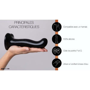 Dildo Point P&G de Strap-On-Me en silicone noir, avec courbure ergonomique pour stimuler le Point G et le Point P. Ventouse puissante pour une fixation sur surface plane et une utilisation mains libres.