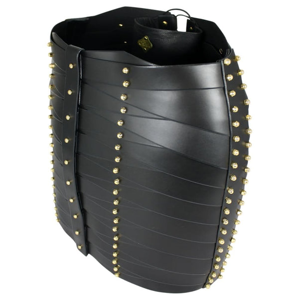 Packshot sur fond blanc de la jupe laced strapped de Una Burke en cuir noir.