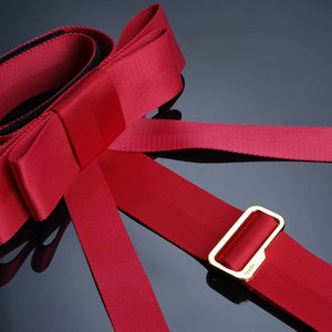 Détail sur des Sangles Bondage Pour Lit en Rubans Rouges