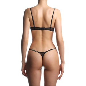 String et Soutien-Gorge en maille technique résistante et légère