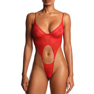 Body ANOESES en mesh rouge avec découpes centrales et détails métalliques, porté par un mannequin sur fond blanc.