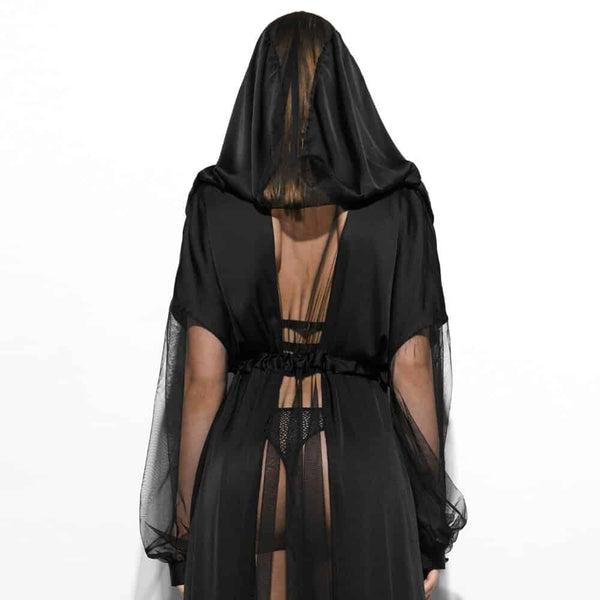 Cape noire à capuche en Satin et résille