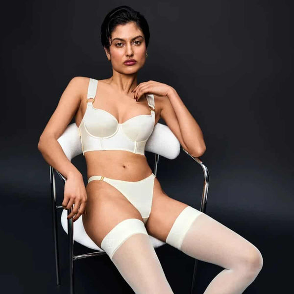 BORDELLE Signature - String en Soie Crème