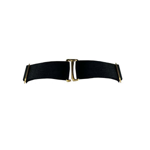 Version minimaliste du collier iconique de la collection, le Melusina Strap Collar joue la carte de la sobriété graphique.