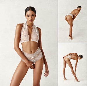 Ensemble lingerie PANTY ivoire en dentelle et en véritables perles de Majorque de la marque BRACLI collection GENEVA chez BRIGADE MONDAINE