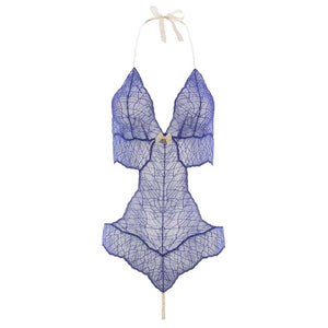 Body string avec perles stimulantes et attache satin en dentelle bleue collection SYDNEY avec petit noeud sur le devant BRACLI chez Brigade Mondaine