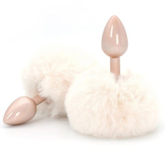 Plug anal Bunnytail rose avec queue en fausse fourrure douce, design raffiné et confortable.