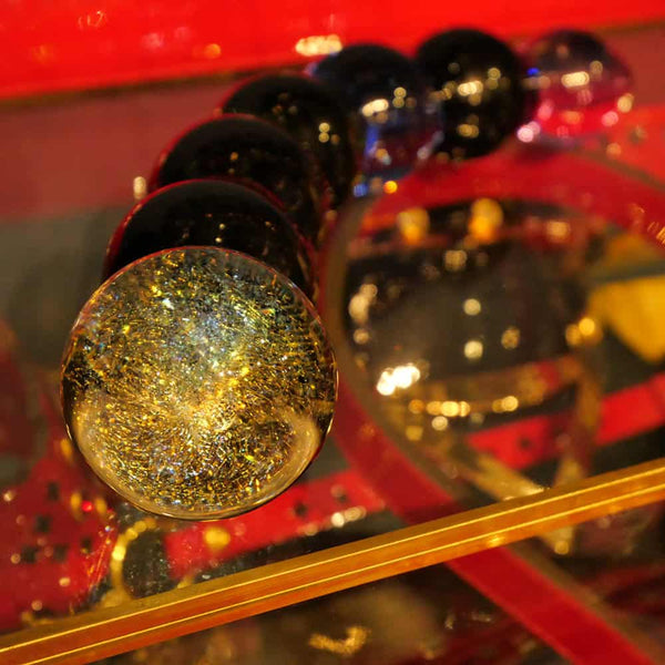 Showroom montrant un dildo Rainbow Crystal Delights