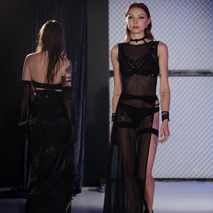 Soutien-gorge souple Moon FLASH en tulle noir avec sangles ajustables, porté sur mannequin, silhouette graphique et détails visibles - Brigade Mondaine Paris