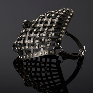 Packshot Masque Bondage en Cuir de Vachette Noir et Cristaux