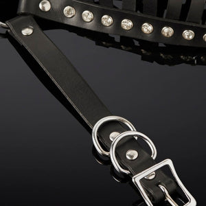 Packshot Masque Bondage en Cuir de Vachette Noir et Cristaux