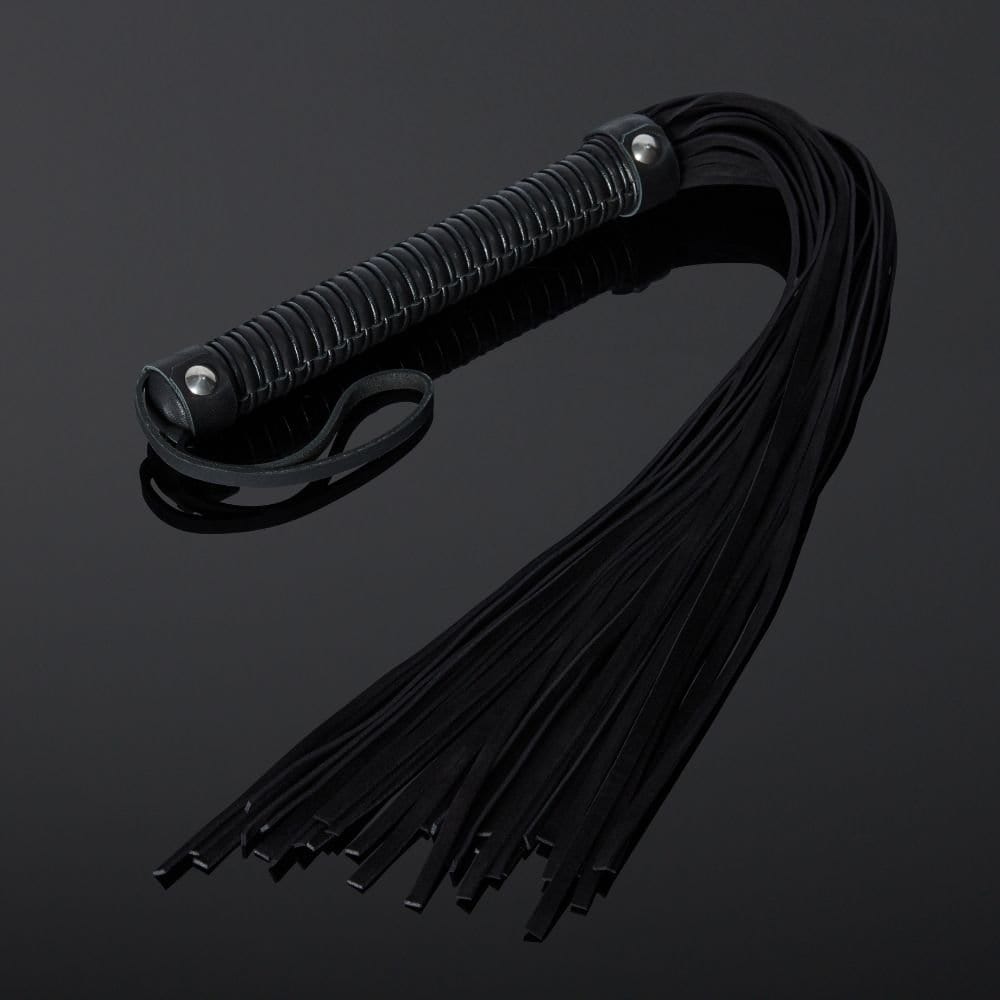 Packshot d'un Martinet en Cuir couleur Noir