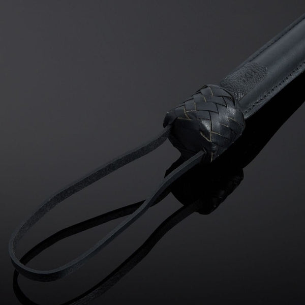 Photo Détail Packshot Queue D'Impact Cuir Vachette Noir