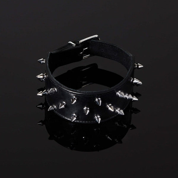 Choker en cuir premium Noir avec Spikes pointes métalliques