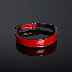 Choker en Cuir brillant verni Rouge rembourré à l'intérieur par du cuir mat rembourré