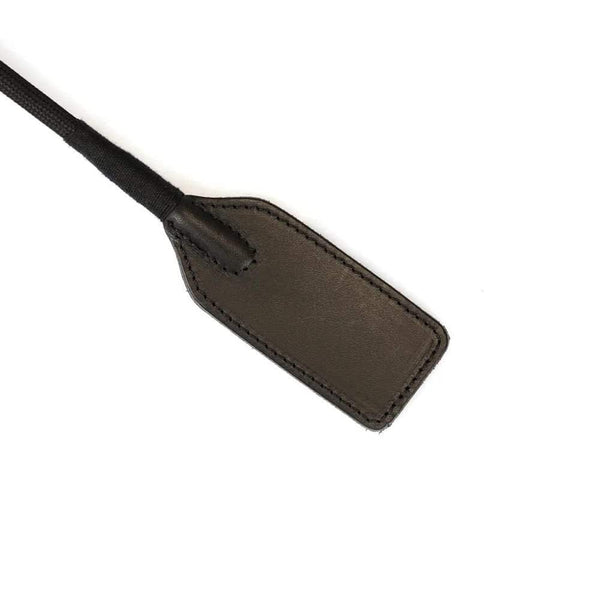 Détail du Packshot d'une Cravache en Cuir Marron
