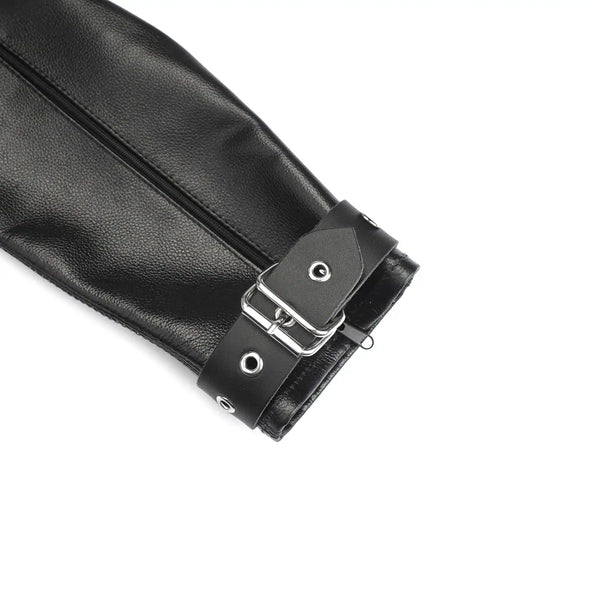 LIEBE SEELE – Leather suspension cuffs