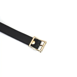 Bâillon Boule GAG en Cuir noir lisse avec boule en silicone sangle réglable détail en métal Doré