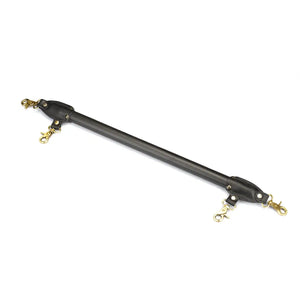 Barre d'écartement de 66,5 cm en Cuir de Vache Noir avec Attaches pour menottes finitions cuivrées inspirées de l’armure traditionnelle japonaise