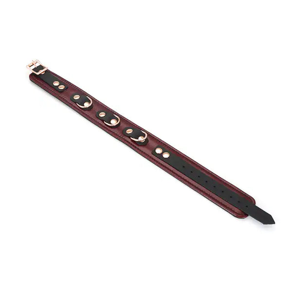Packshot Collier Ajustable Rouge Vin en Cuir de vache détails en alliage de zinc