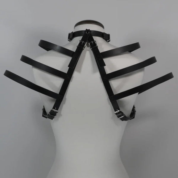 Vue de derrière du harnais 73863 en cuir sur mannequin blanc sur fond blanc