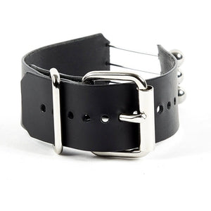Trinity Choker Perlensau en cuir noir avec barres métalliques et sphères argentées, proposé par Brigade Mondaine Paris.