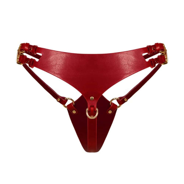 String ASTREA en cuir rouge pleine fleur, minimaliste et ajustable, création bondage artisanale RE:STRICT, révélant les courbes avec élégance.