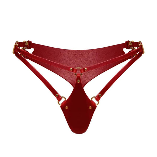 String ASTREA en cuir rouge pleine fleur, minimaliste et ajustable, création bondage artisanale RE:STRICT, révélant les courbes avec élégance.