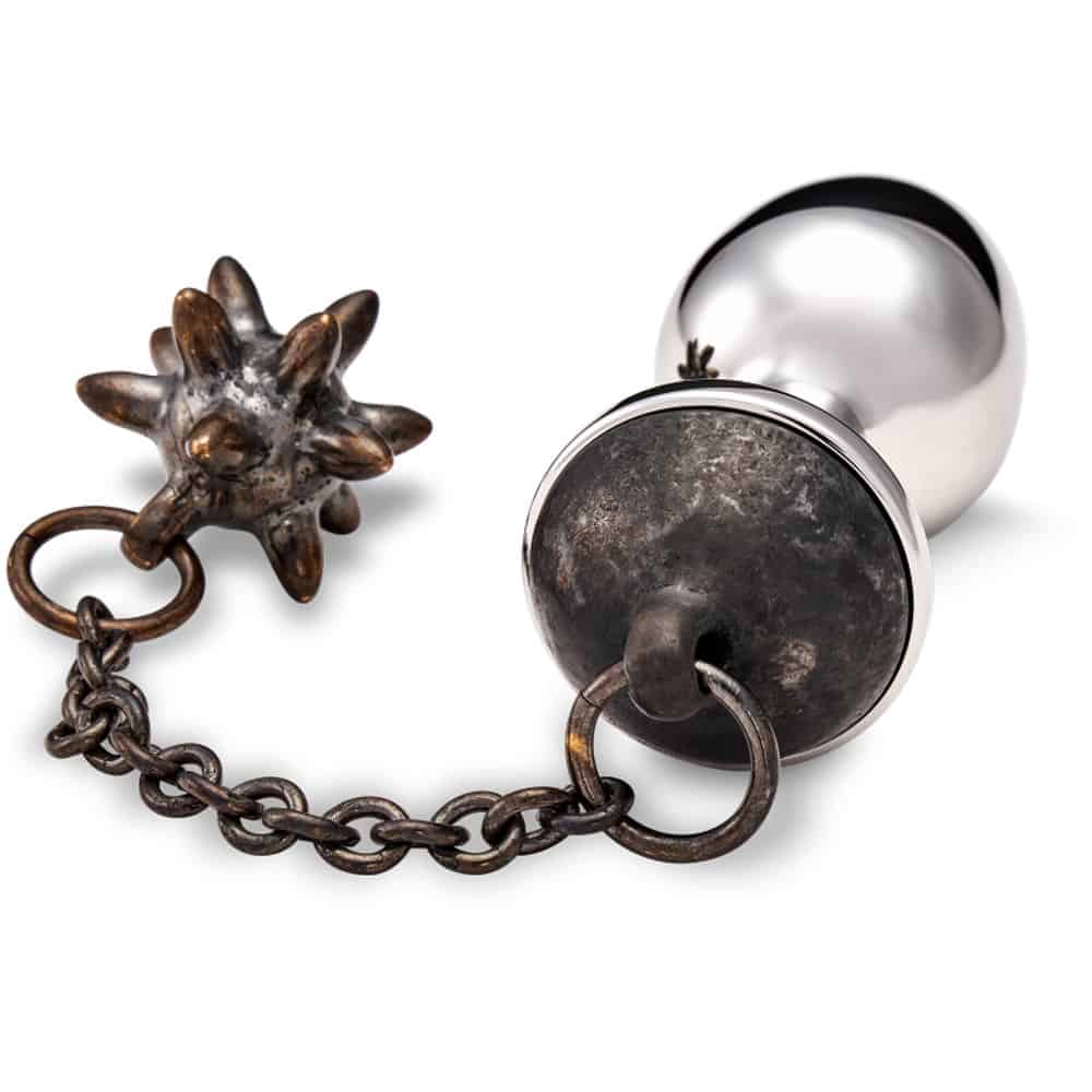 Plug anal ROSEBUDS® Fléau en bronze, bijou anal de luxe avec design inspiré des armes médiévales. Pièce unique à la fois pénétrante et stimulante, idéale pour des jeux intenses et raffinés.
