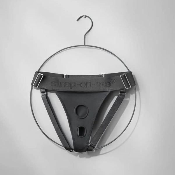 STRAP-ON-ME – Einzigartiges Lingerie-Geschirr in Grau