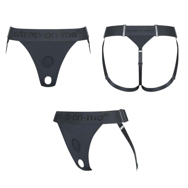 Le harnais lingerie Unique épouse les courbes et offre un maintien optimal. Conçu pour accueillir un dildo ou strap-on, il garantit un confort total avec sa ceinture ajustable et ses sangles.