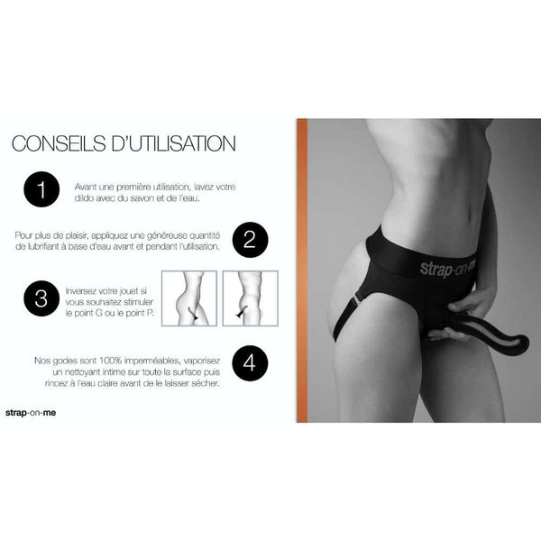 Dildo Point P&G de Strap-On-Me en silicone noir, avec courbure ergonomique pour stimuler le Point G et le Point P. Ventouse puissante pour une fixation sur surface plane et une utilisation mains libres.