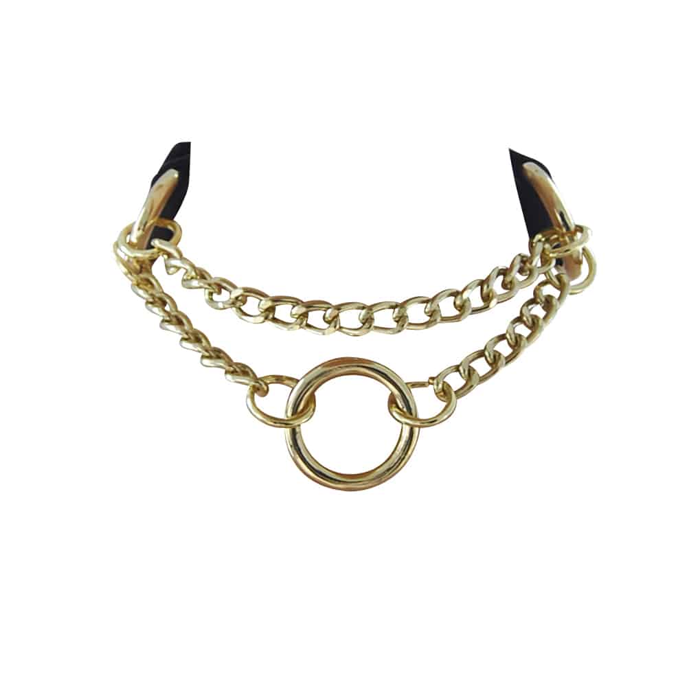 The Model Traitor Choker O en cuir noir et chaîne dorée à deux rangs avec anneau au milieu du rang inférieur chez Brigade Mondaine
