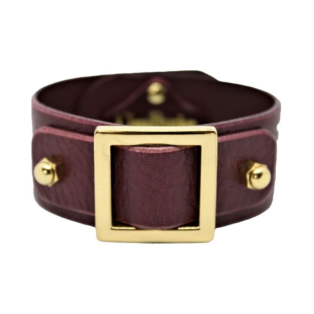 Packshot sur fond blanc du bracelet square slide stacking.