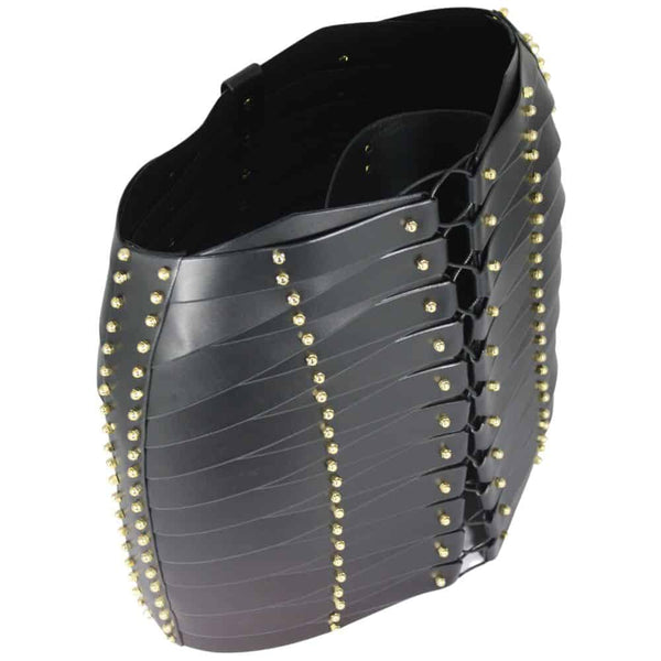 Packshot sur fond blanc de la jupe laced strapped de Una Burke en cuir noir.