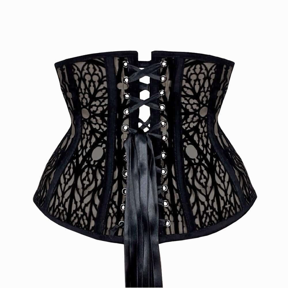 Ceinture Cathédrale VIDE NOIR proposée par Brigade Mondaine Paris, ceinture taille haute noire en tulle transparent brodé de motifs graphiques inspirés des vitraux, lignes verticales marquées et finitions nettes.