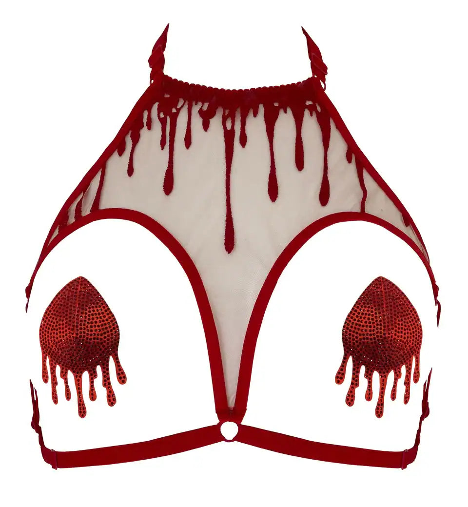 Harnais CRIMSON VIDE NOIR présenté chez Brigade Mondaine Paris, harnais rouge en tulle brodé avec motifs de gouttes stylisées, sangles réglables et structure ajourée au rendu couture.